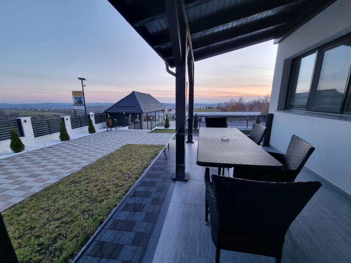 Casa De Vacanta Larisa Novaci-Străini Exteriér fotografie